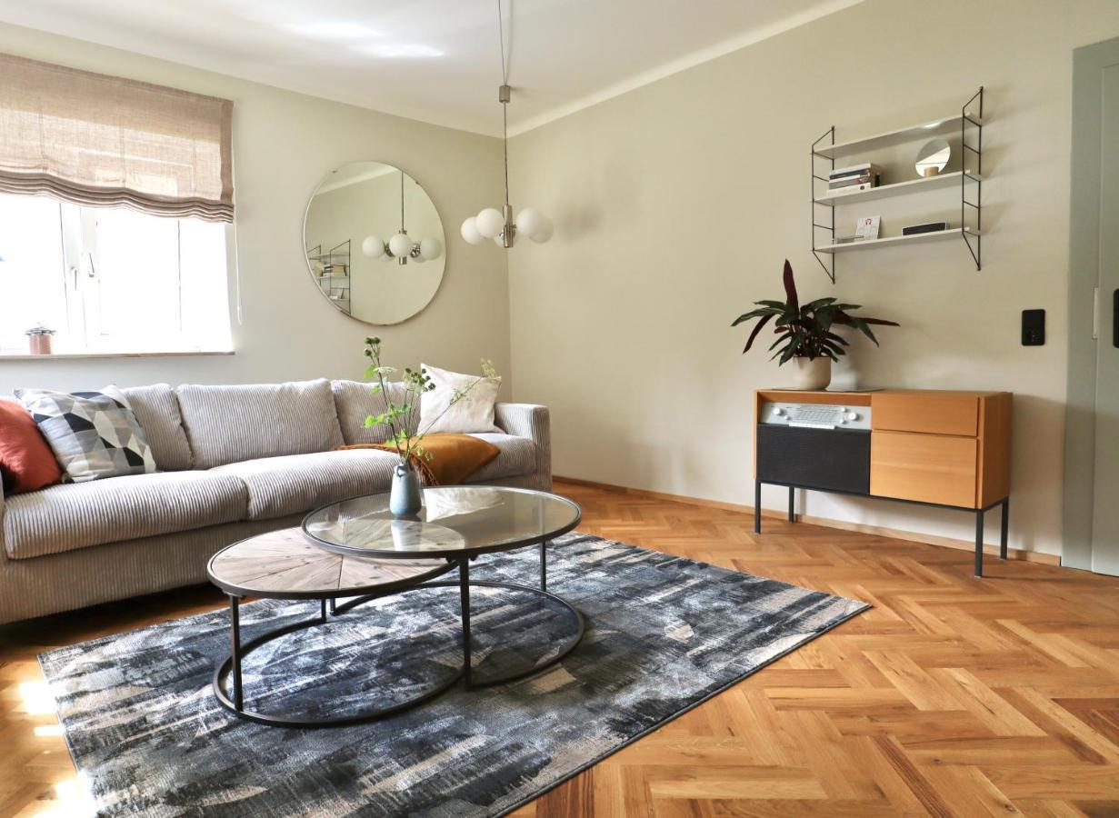 Ferienwohnung 60Er Jahre Design Apartment - 65Qm Fewo Im Zittauer Gebirge - Familienfreundliche Unterkunft Am Bergfuss Zum Toepfer Olbersdorf Exterior foto